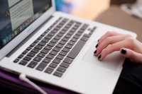 企業(yè)定制網(wǎng)站的注意事項有哪些？